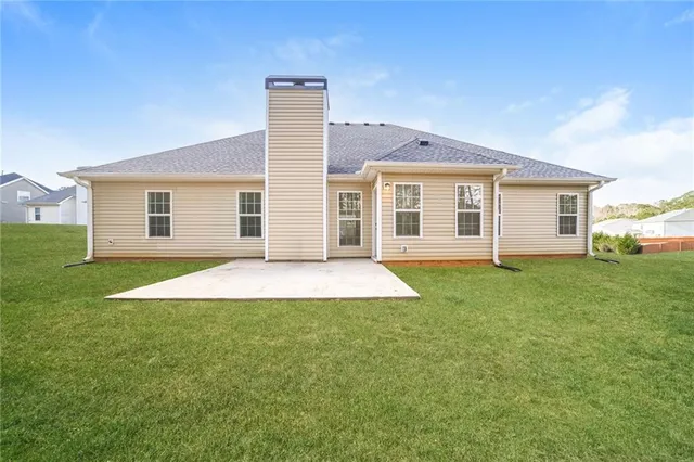 $299,900 | 80 Knolls Ridge, Hampton, GA 30228