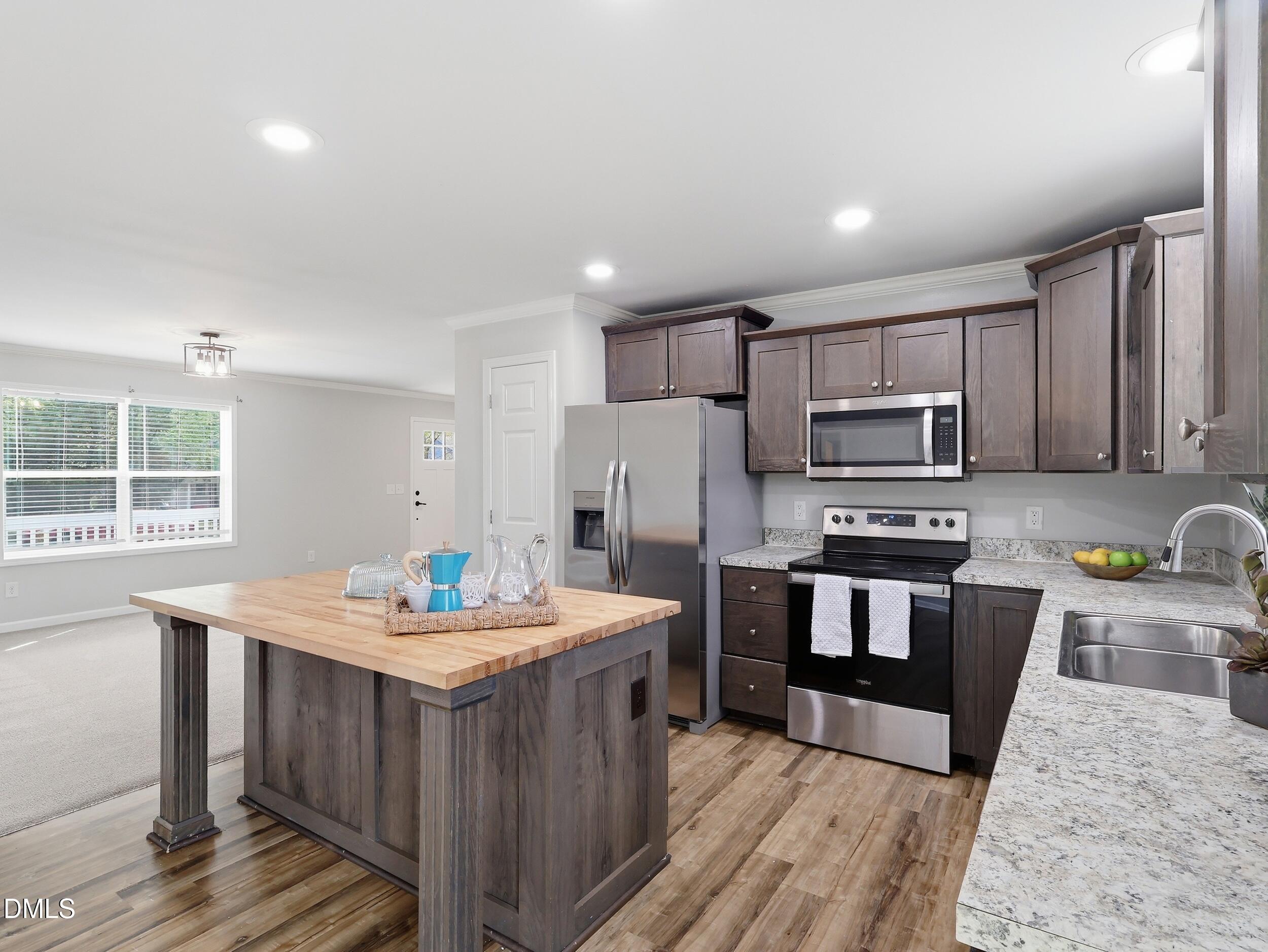 3003 Dogwood Drive Raleigh, NC 27604 - Photo 7 of 25 8_img_9463