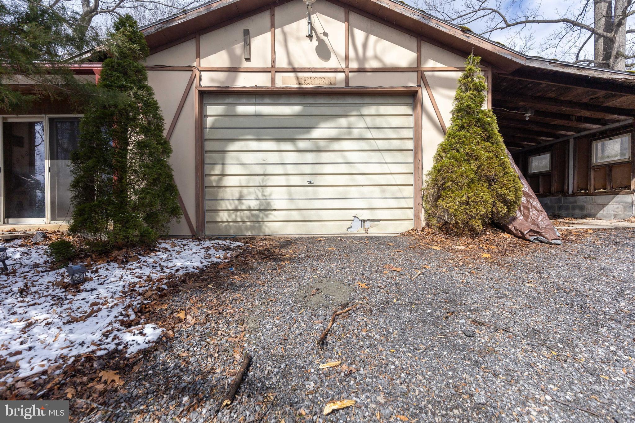 8493 Fort McCord Road Chambersburg, PA 17202 - Photo 3 of 31