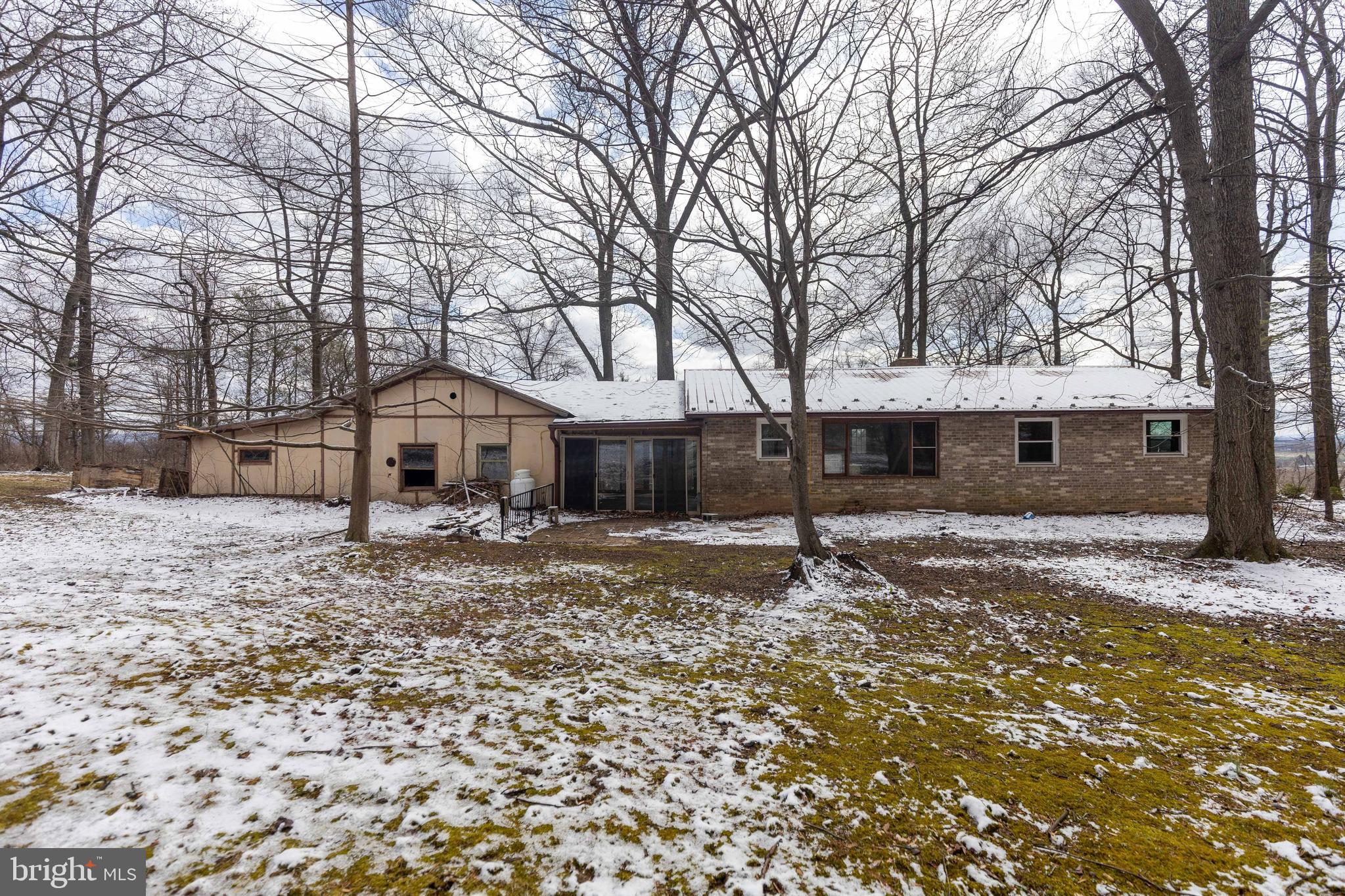 8493 Fort McCord Road Chambersburg, PA 17202 - Photo 4 of 31