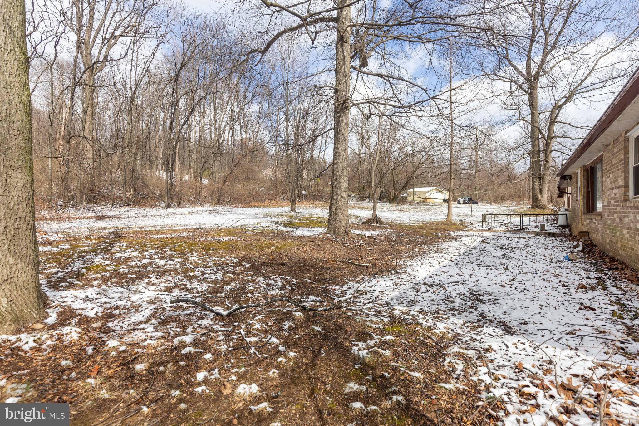 8493 Fort McCord Road Chambersburg, PA 17202 - Photo 6 of 31