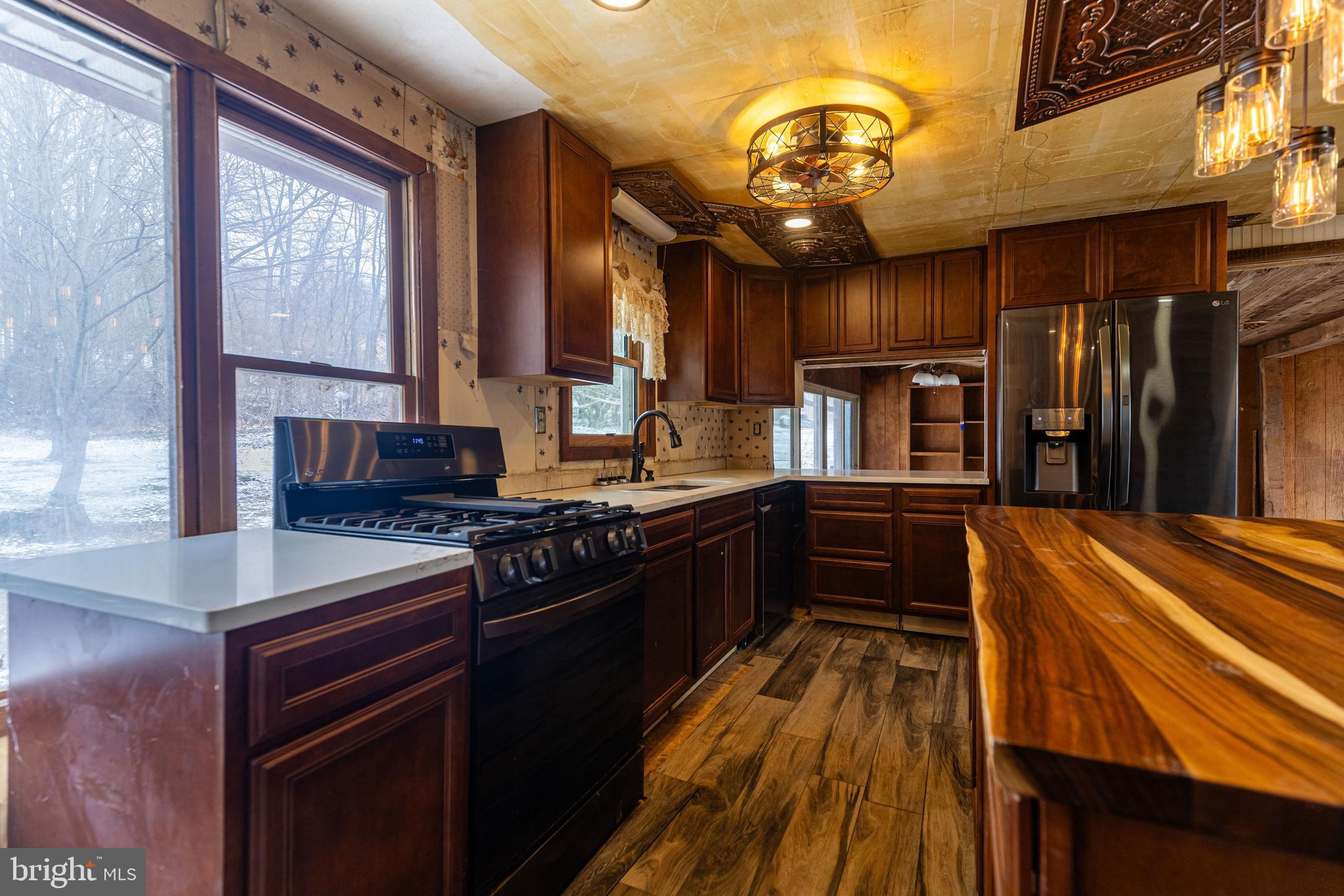 8493 Fort McCord Road Chambersburg, PA 17202 - Photo 10 of 31