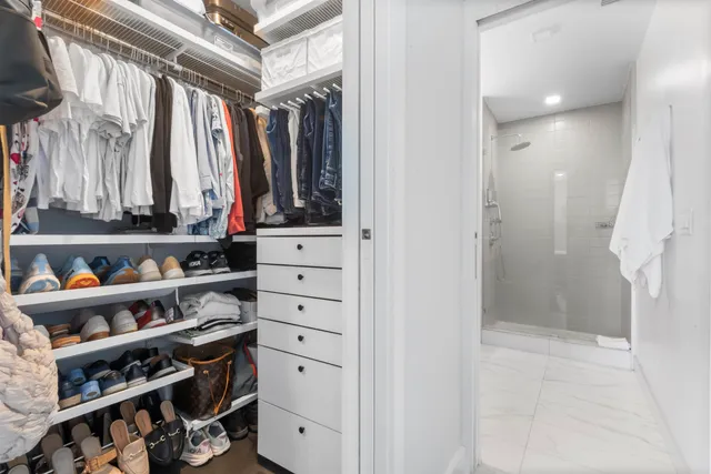 $899,000 | 380 Newark Avenue, Unit 504, Jersey City, NJ 07302