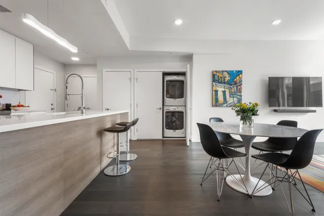 $899,000 | 380 Newark Avenue, Unit 504, Jersey City, NJ 07302