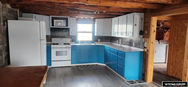 $549,000 | 8783 County Road 271, Robertson, WY 82944