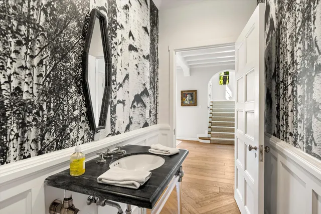 $30,000 | 211 East Padre Street, Santa Barbara, CA 93105