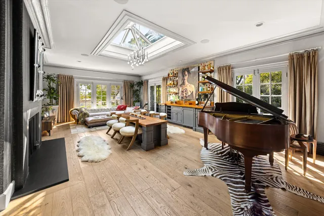 $30,000 | 211 East Padre Street, Santa Barbara, CA 93105