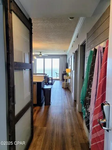 a view of a living room and a kitchen