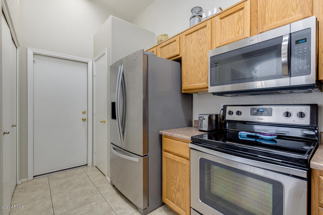 1429 South Racine Mesa, AZ 85206 - Photo 12 of 33 Kitchen