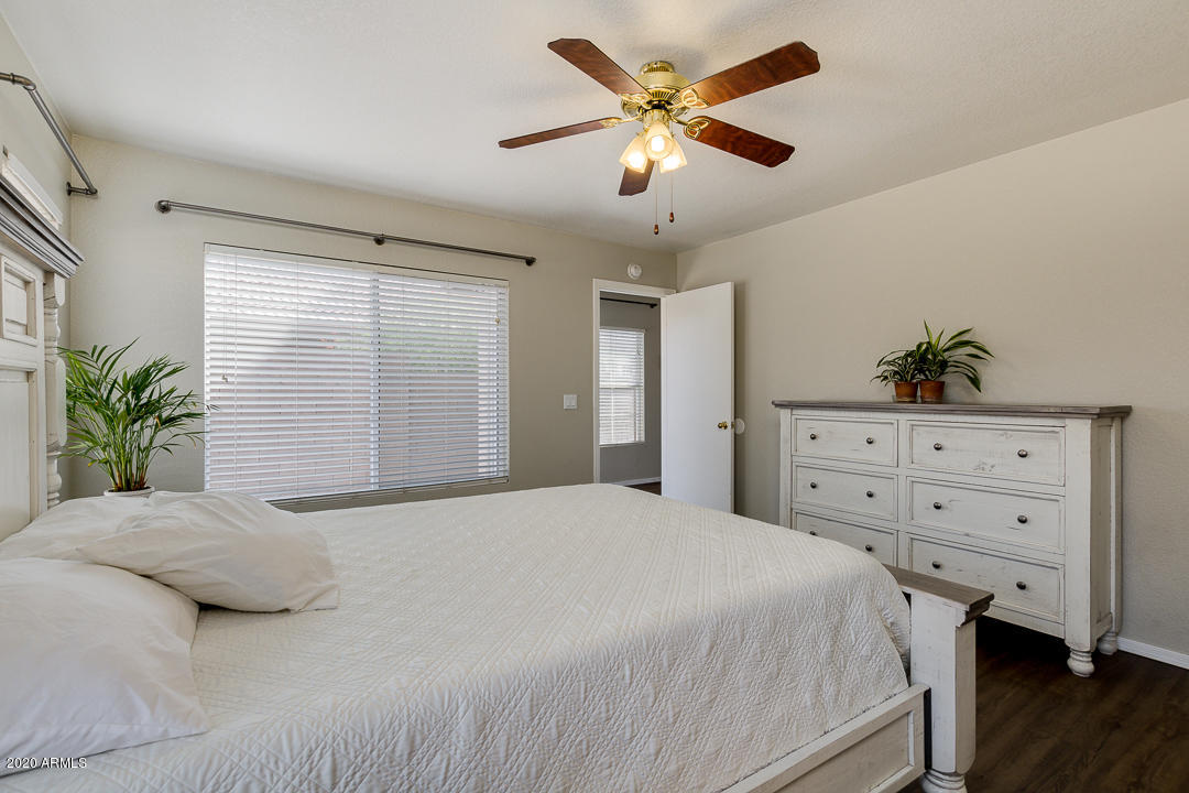 1429 South Racine Mesa, AZ 85206 - Photo 17 of 33 Master Bedroom