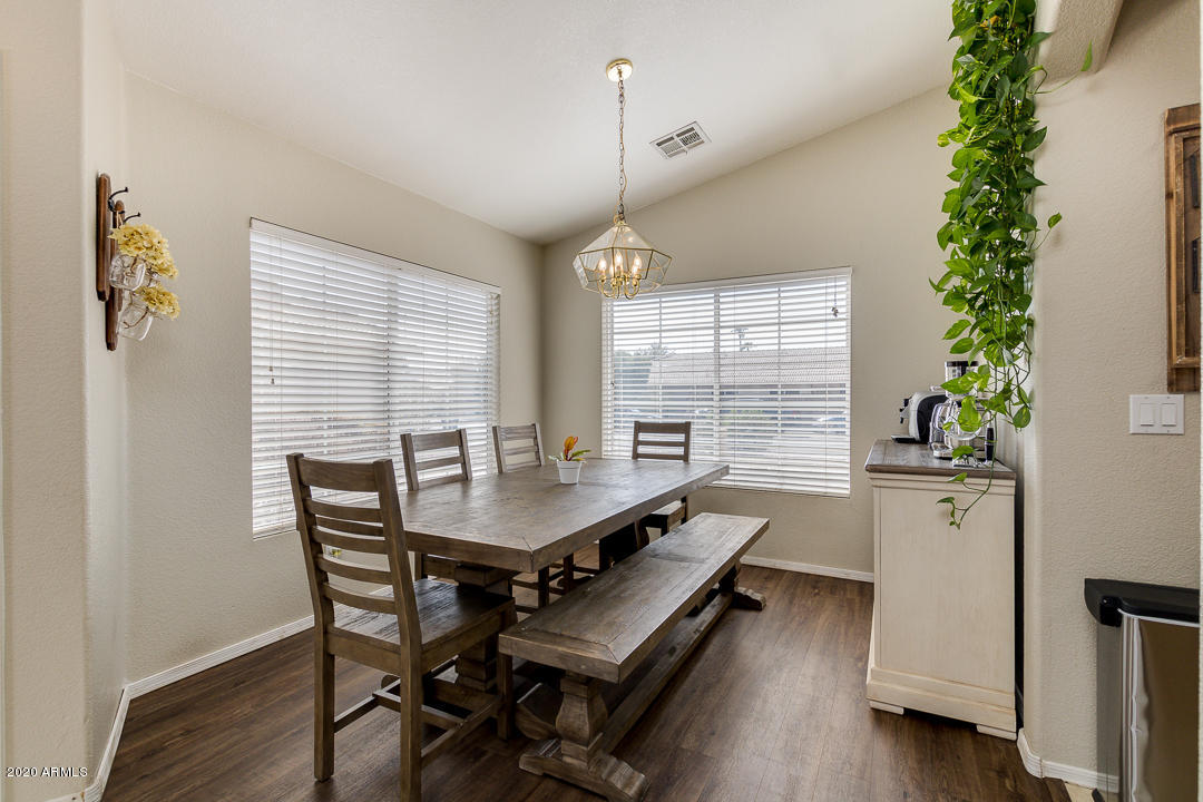 1429 South Racine Mesa, AZ 85206 - Photo 7 of 33 Dining