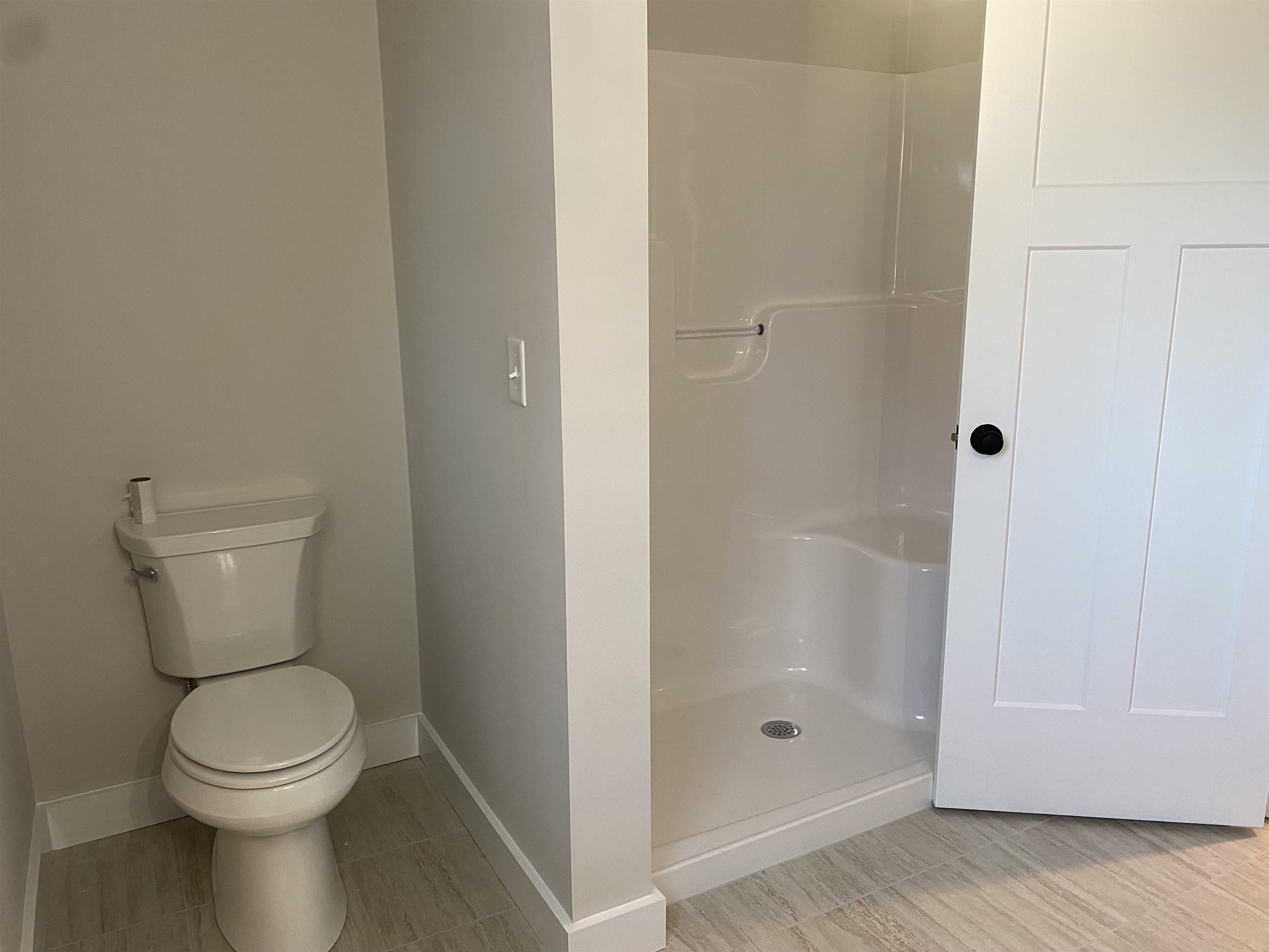 34 Laurel Road, Unit 11 Hooksett, NH 03106 - Photo 21 of 32