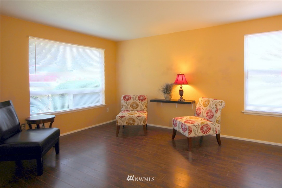 1502 Diamond Road Southeast Lacey, WA 98503 - Photo 3 of 17 Gallery Image 3
