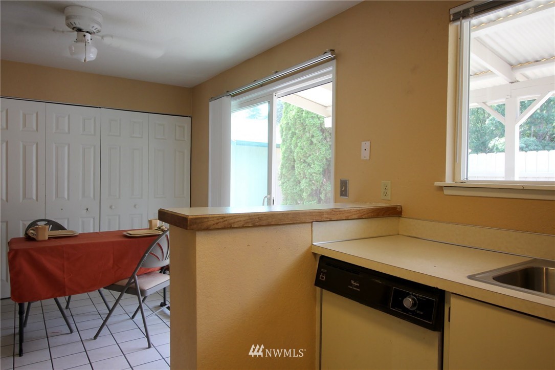 1502 Diamond Road Southeast Lacey, WA 98503 - Photo 8 of 17 Gallery Image 8
