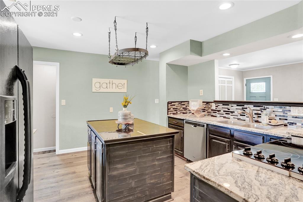 1306 Alexander Road Colorado Springs, CO 80909 - Photo 8 of 26