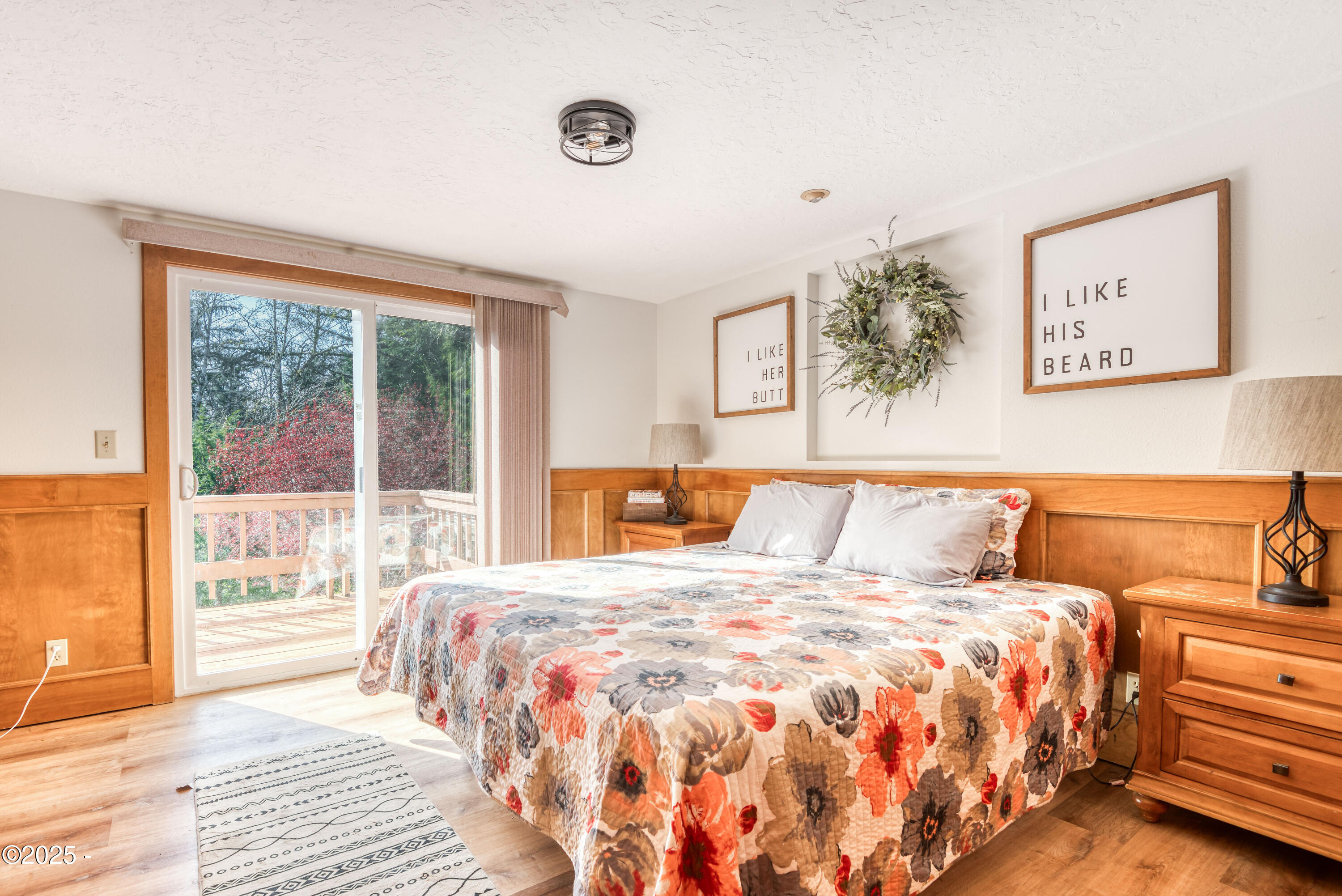 312 Southeast Davis Road Newport, OR 97365 - Photo 24 of 30 Master Bedroom