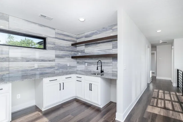 $639,500 | 213 South Wellcrest Circle, Goddard, KS 67052