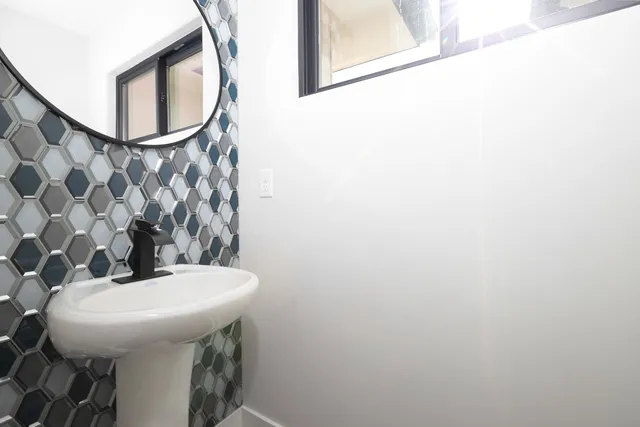 $639,500 | 213 South Wellcrest Circle, Goddard, KS 67052