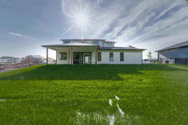 $639,500 | 213 South Wellcrest Circle, Goddard, KS 67052