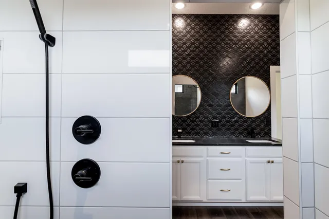 $639,500 | 213 South Wellcrest Circle, Goddard, KS 67052