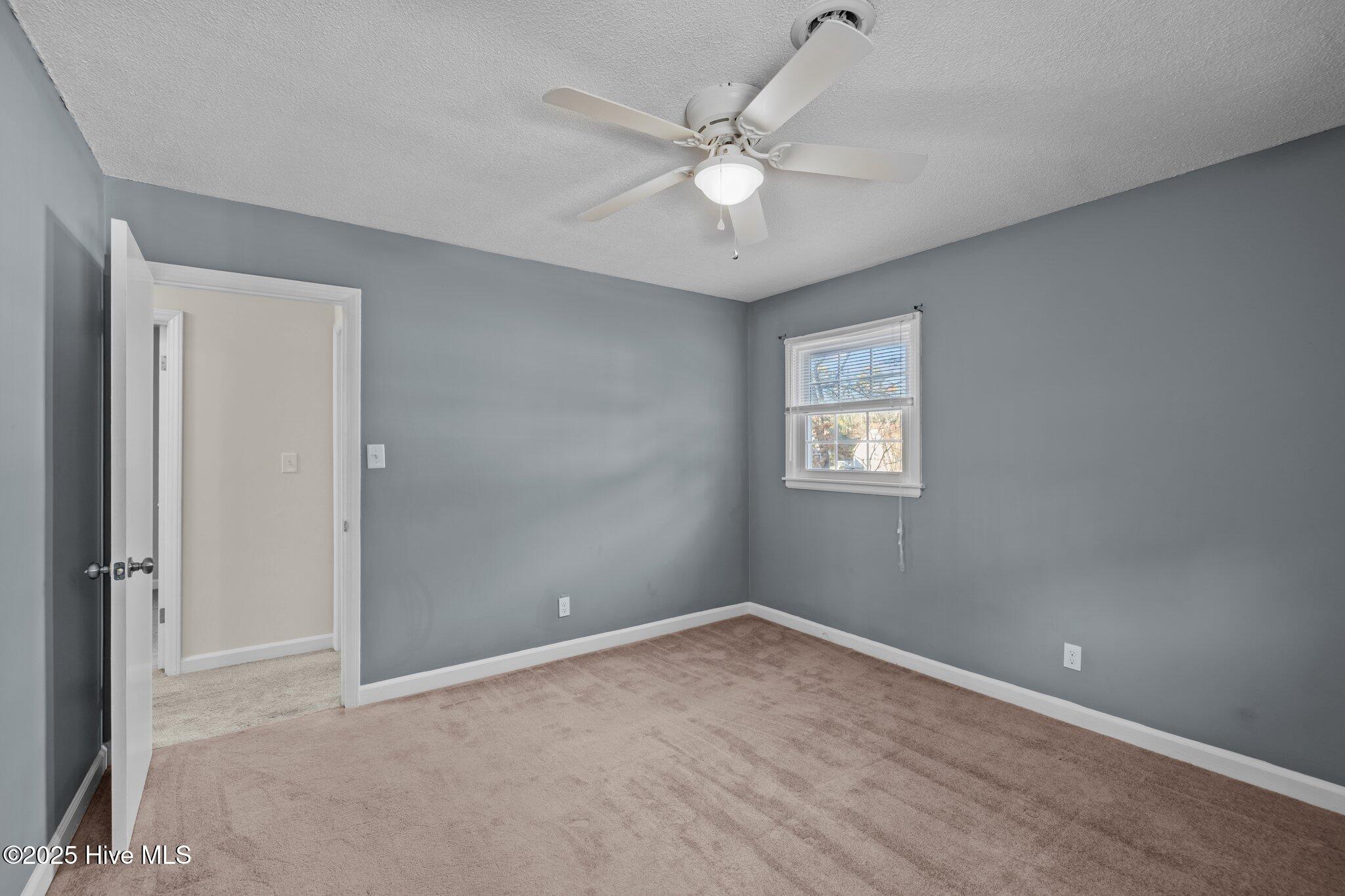 3009 Fairway Road Morehead City, NC 28557 - Photo 22 of 34 Upstairs bedroom1