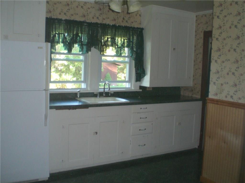 360 Mercer Road Greenville, PA 16125 - Photo 3 of 21