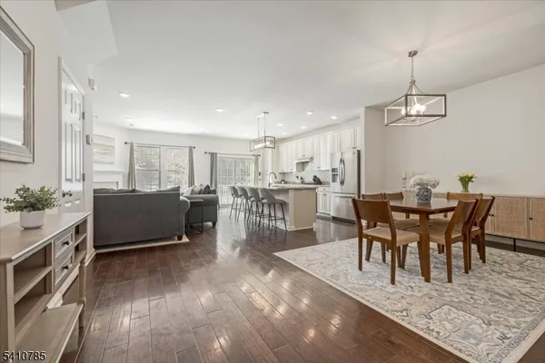 $675,000 | 48 Albert Court, Randolph, NJ 07869
