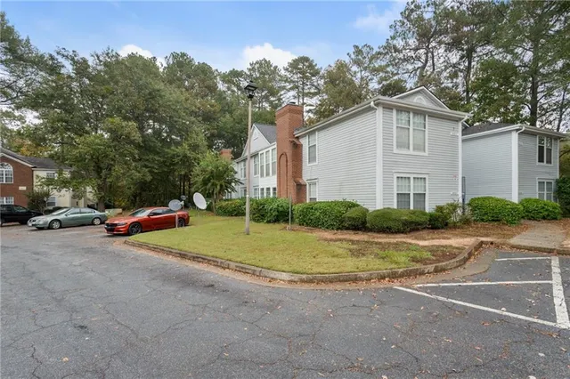 $155,000 | 4315 Orchard Park Court, Stone Mountain, GA 30083