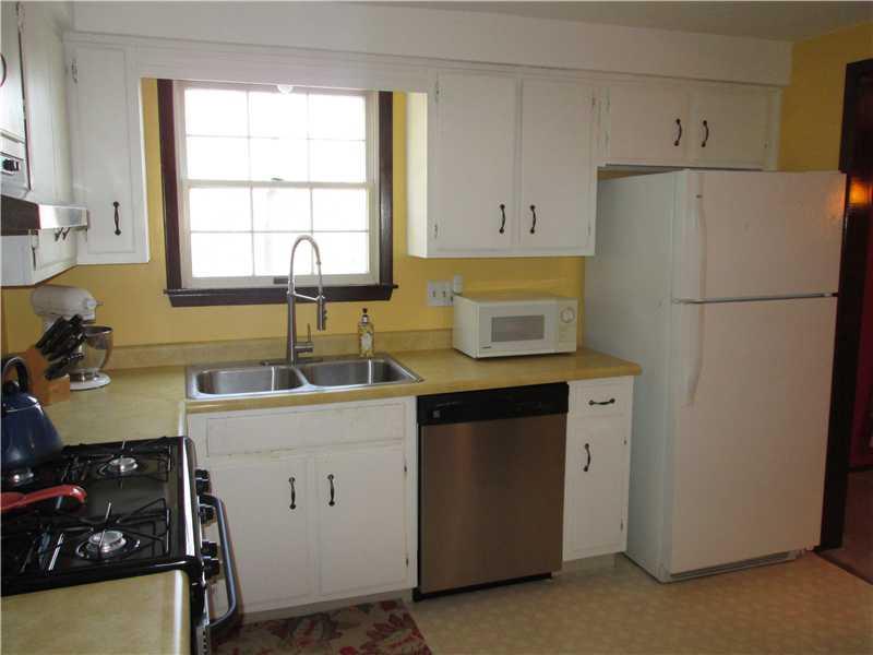 727 Blue Ridge Road Plum, PA 15239 - Photo 6 of 17 Kitchen. Spacious Kitchen