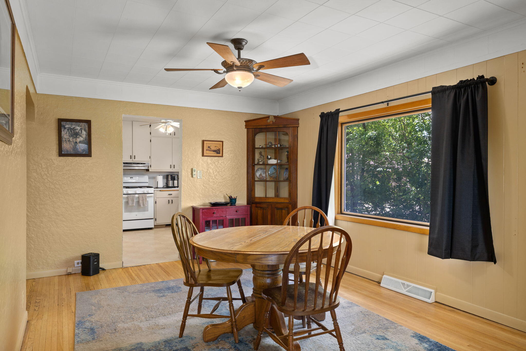 2920 George Street La Crosse, WI 54603 - Photo 4 of 17 Dining Room