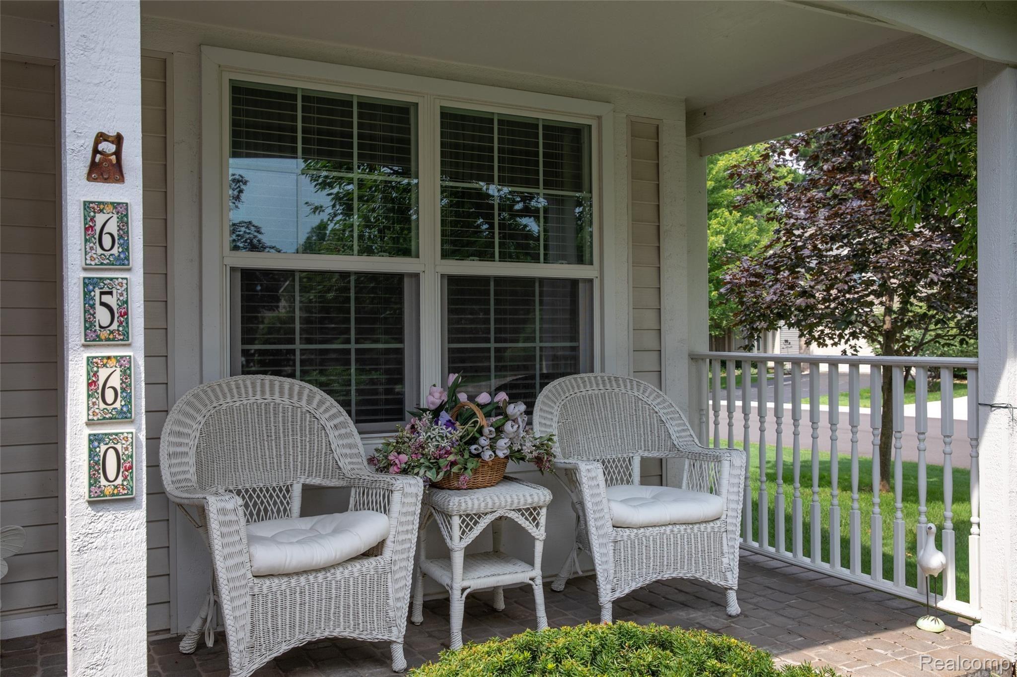 6560 Summit Ridge Court, Unit 38 Clarkston, MI 48346 - Photo 3 of 70 3.JPG