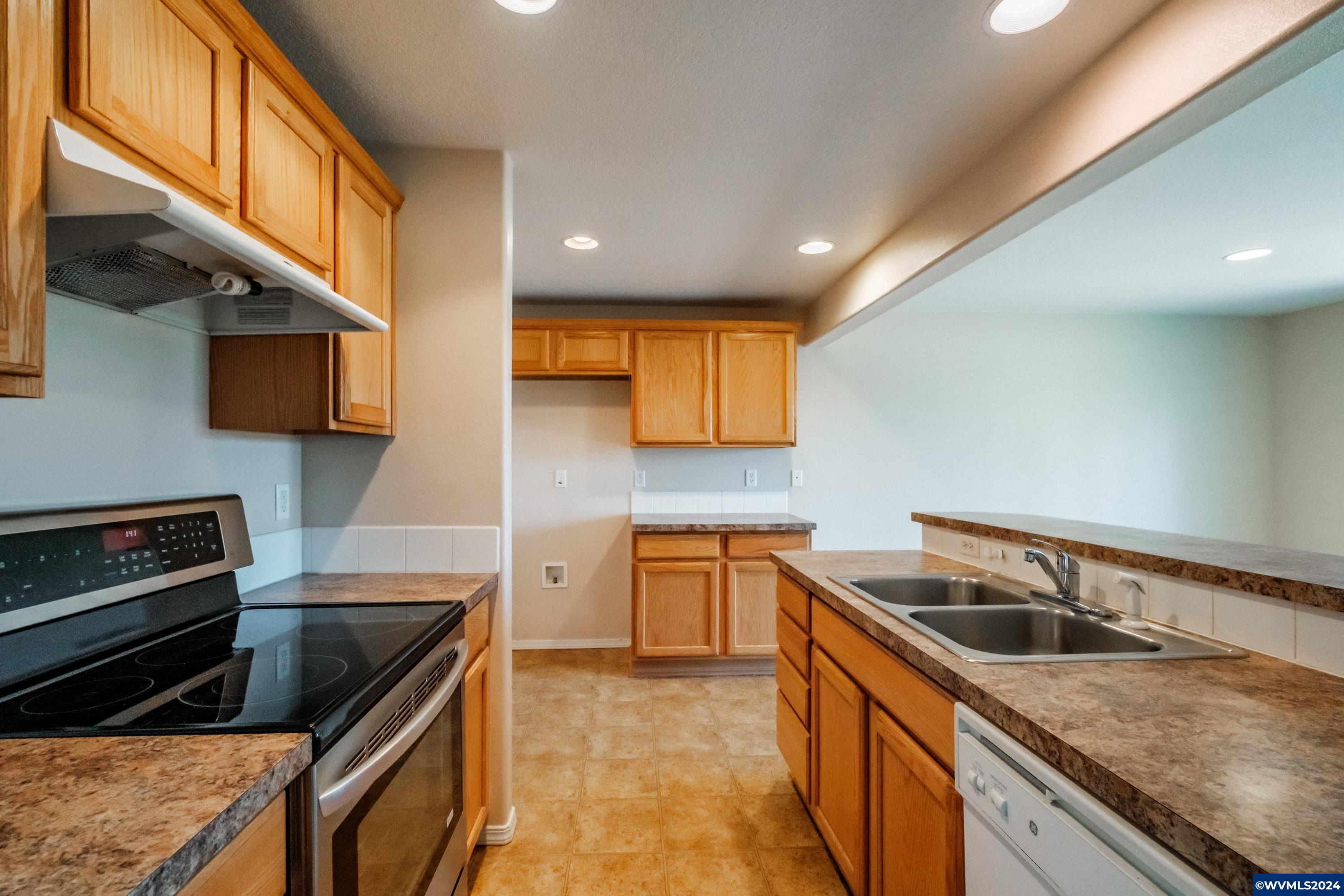 1307 Ridgeview Street Monmouth, OR 97361 - Photo 13 of 47 Gallery Image 13