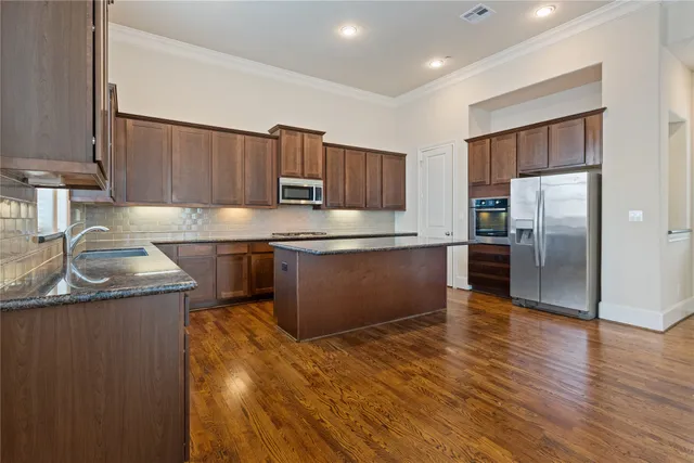 $489,000 | 2056 Fannin Station North, Houston, TX 77045