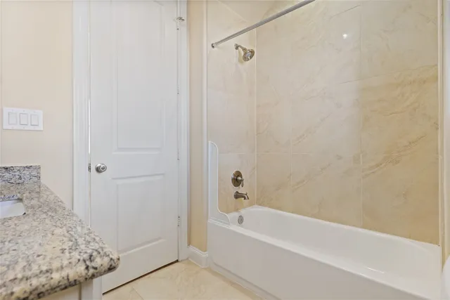 $489,000 | 2056 Fannin Station North, Houston, TX 77045