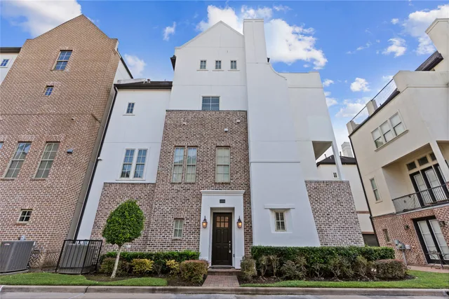 $489,000 | 2056 Fannin Station North, Houston, TX 77045