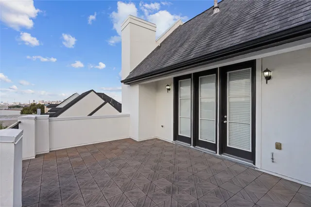 $489,000 | 2056 Fannin Station North, Houston, TX 77045