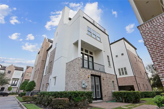 $489,000 | 2056 Fannin Station North, Houston, TX 77045