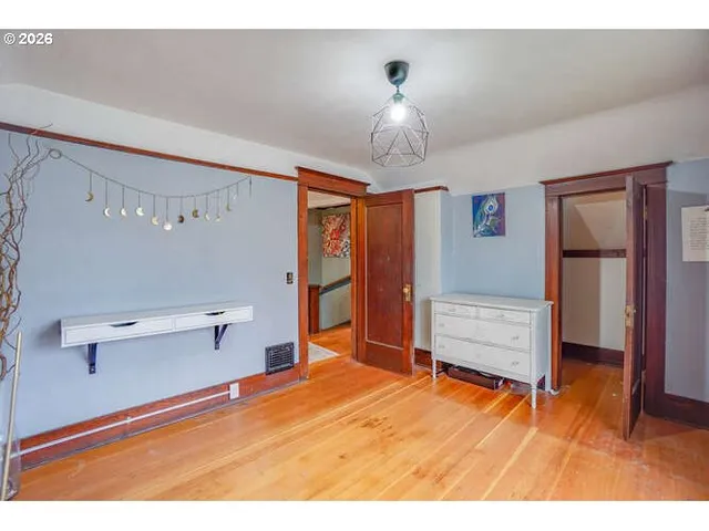 $599,000 | 933 Northeast 3rd Avenue, Camas, WA 98607