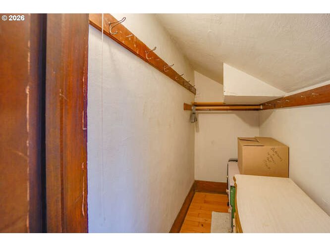 933 Northeast 3rd Avenue Camas, WA 98607 - Photo 26 of 39