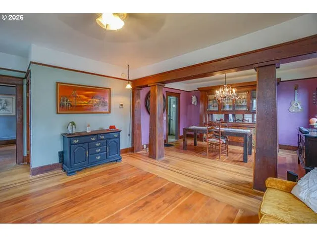 $599,000 | 933 Northeast 3rd Avenue, Camas, WA 98607