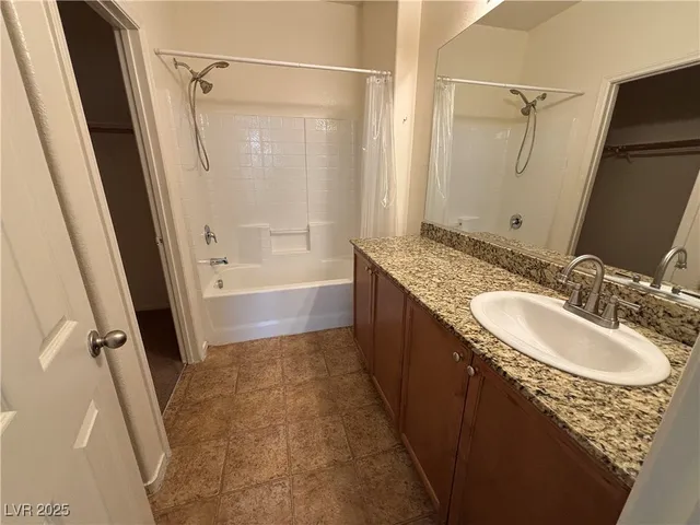 $1,800 | 4512 Townwall Street, Las Vegas, NV 89115