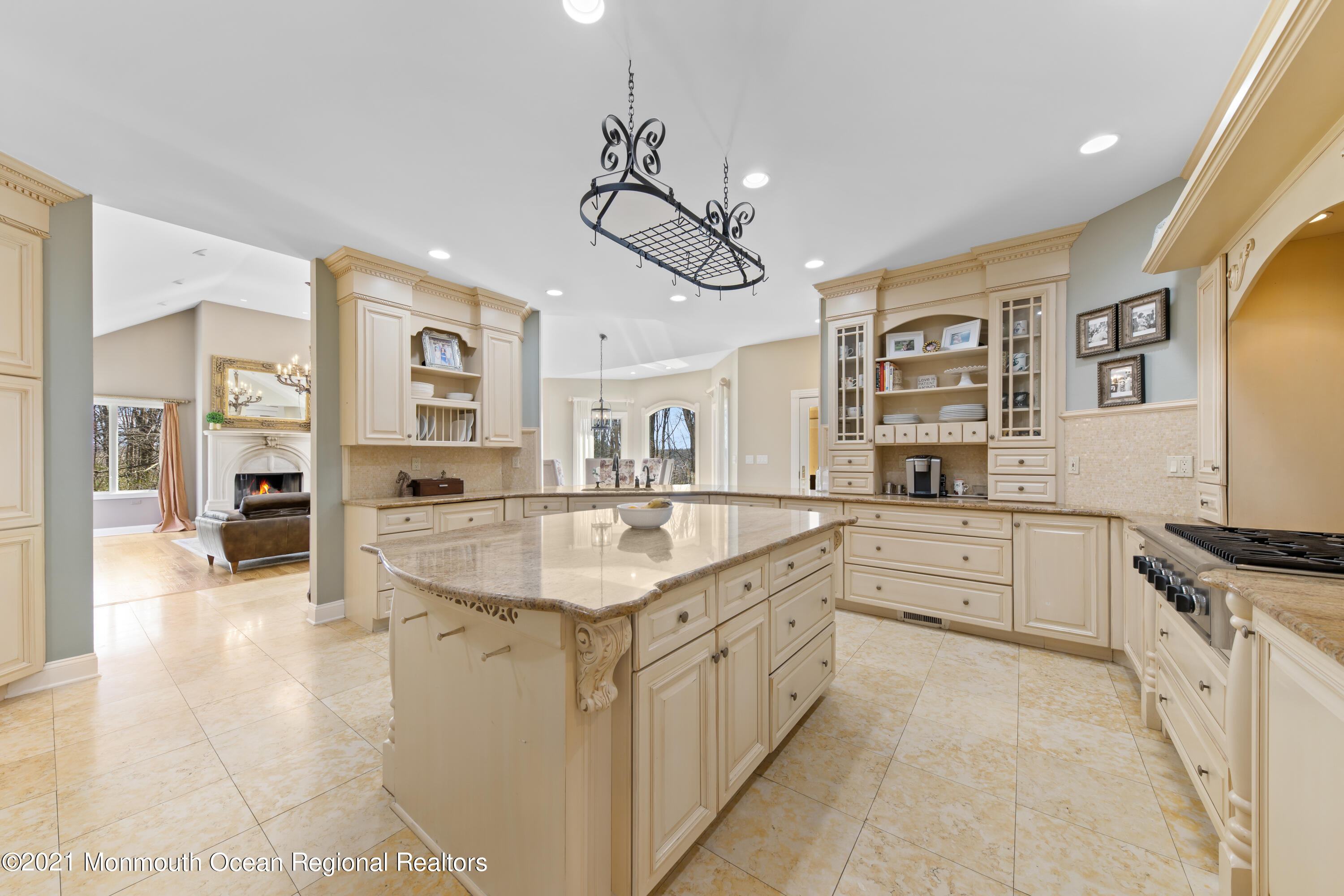 11 Alpine Drive Millstone Township, NJ 08535 - Photo 12 of 42 11AlipineDr-17