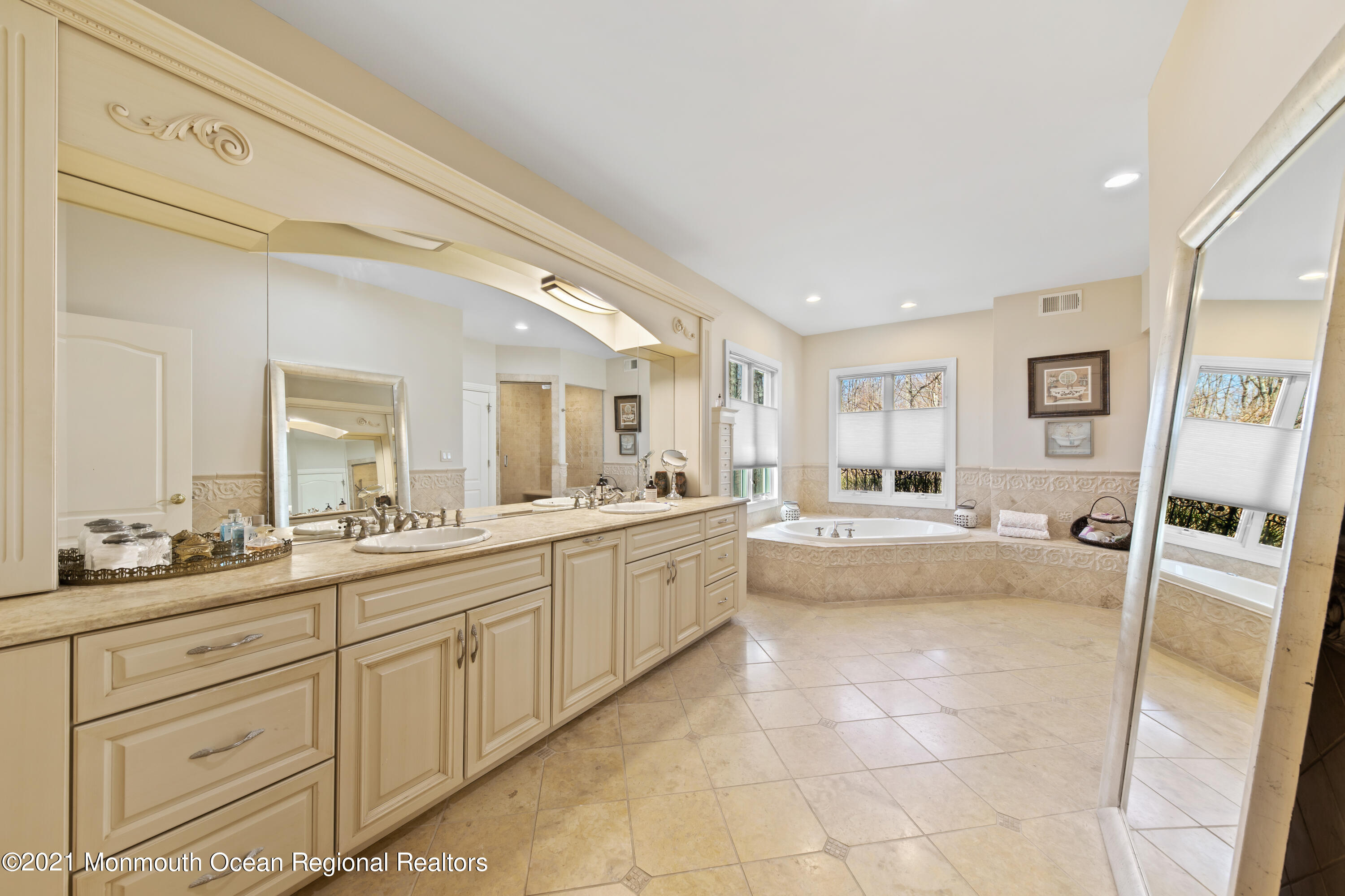 11 Alpine Drive Millstone Township, NJ 08535 - Photo 25 of 42 11AlipineDr-30