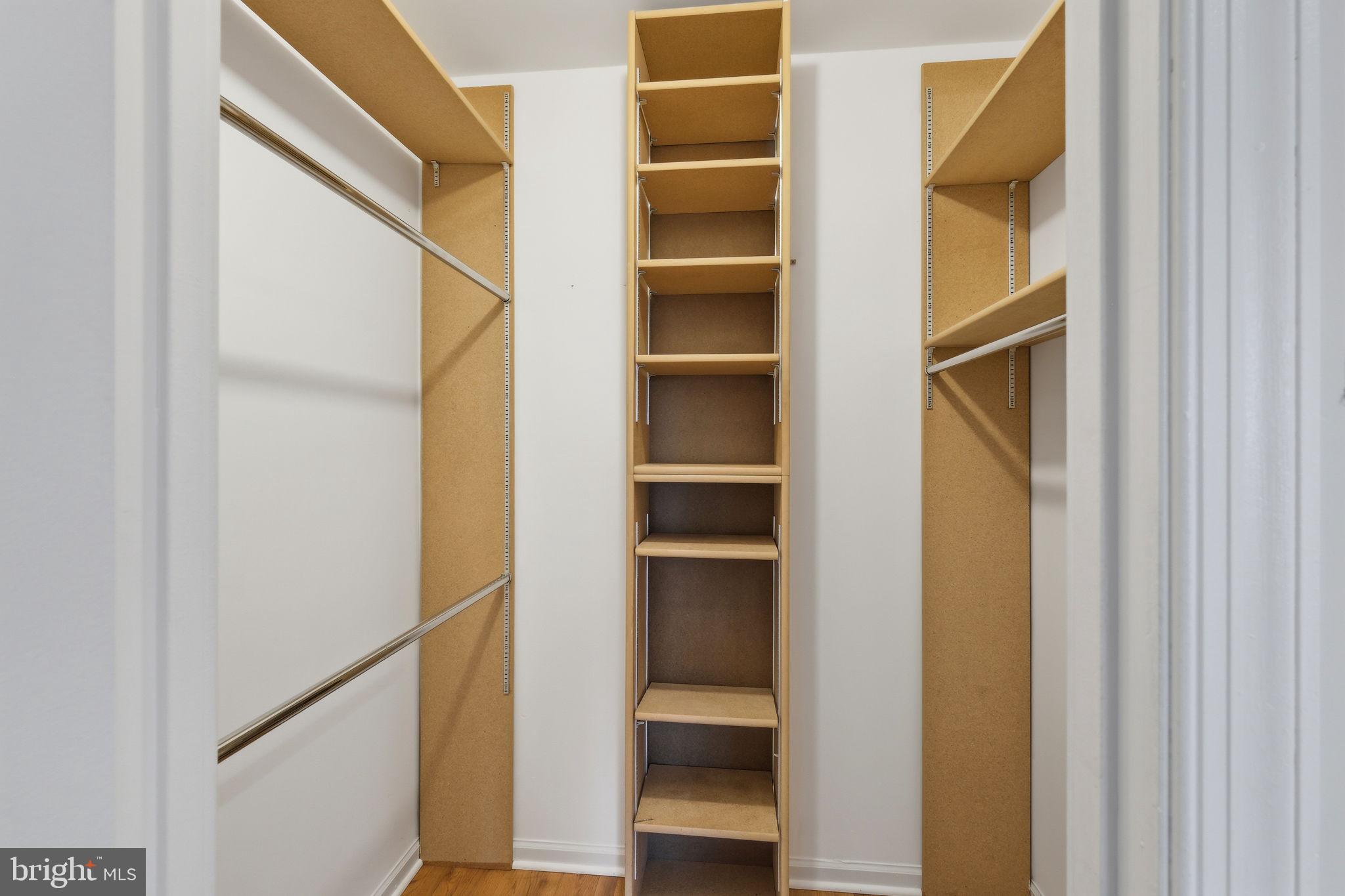 5 Canfield Court Potomac, MD 20854 - Photo 26 of 43 Primary Suite