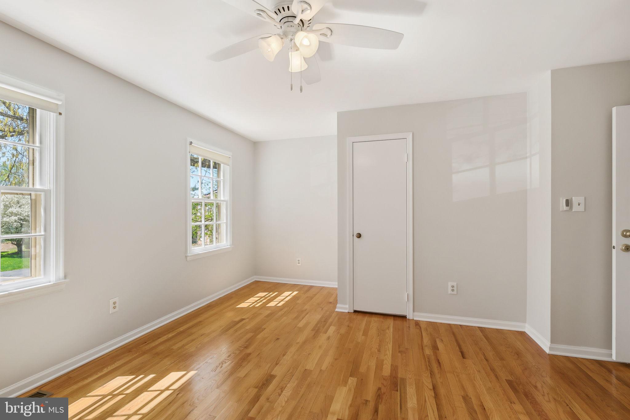 5 Canfield Court Potomac, MD 20854 - Photo 29 of 43 Bedroom #3