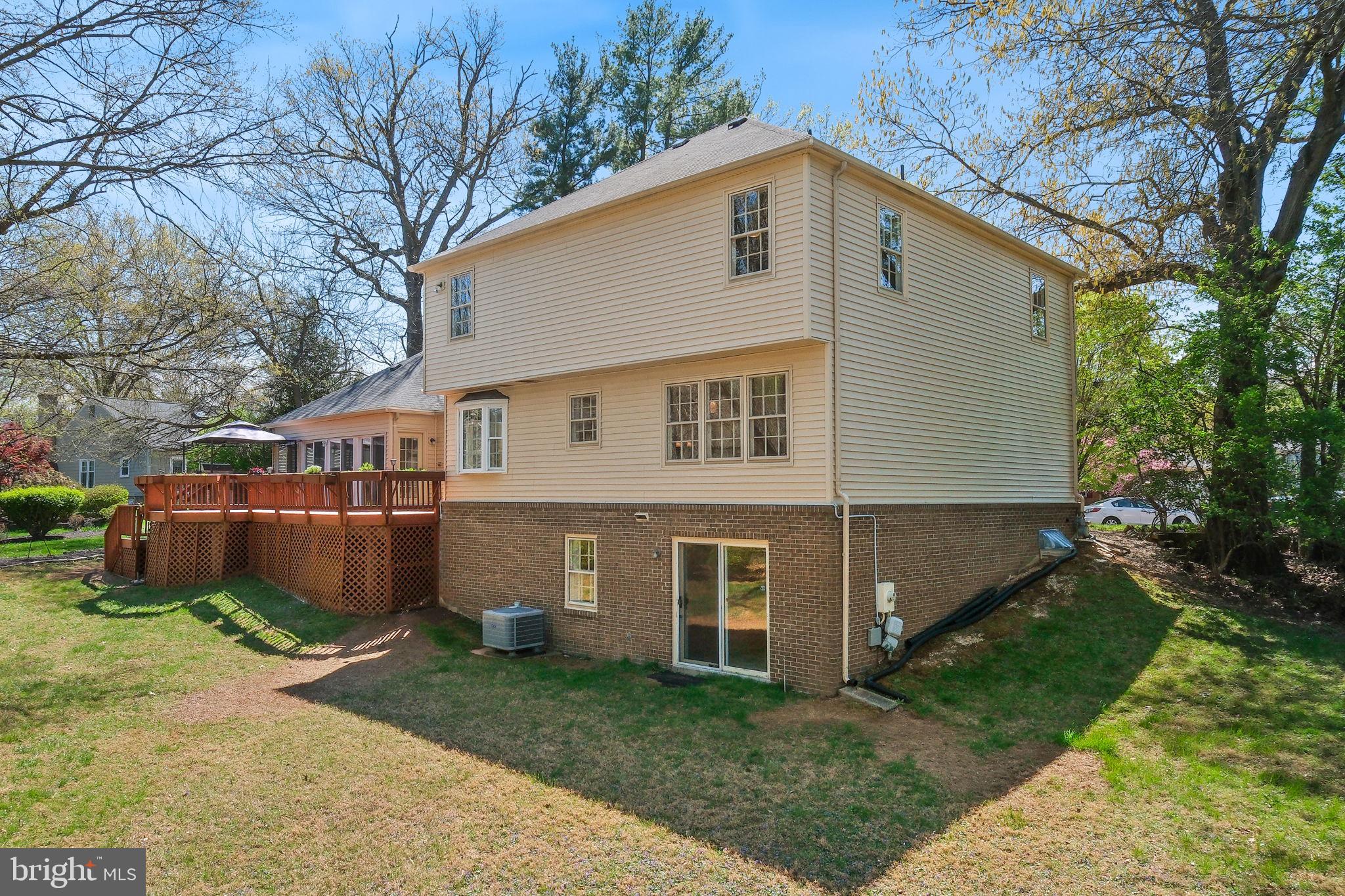 5 Canfield Court Potomac, MD 20854 - Photo 39 of 43 Exterior
