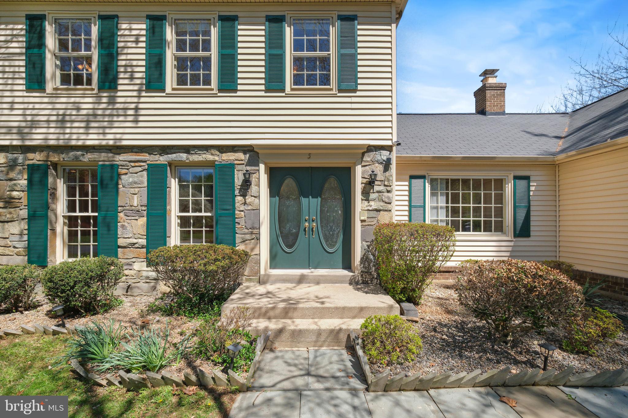 5 Canfield Court Potomac, MD 20854 - Photo 4 of 43 Exterior