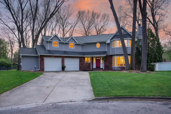 $520,000 | 5217 South Broadmoor Street, Jackson, MI 49201