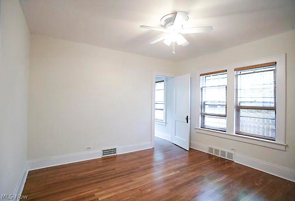 2954 East Derbyshire Road Cleveland, OH 44118 - Photo 9 of 22 First Floor