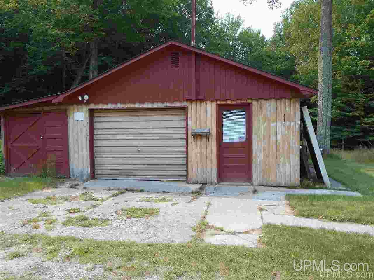 628 N West Gulliver Lake Road Gulliver, MI 49840 - Photo 6 of 27